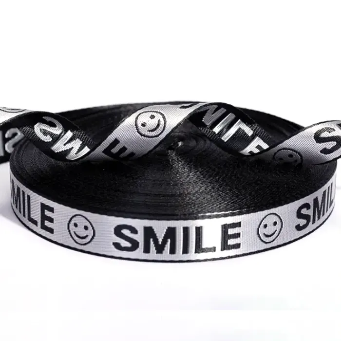 Jacquard-gewebtes Band